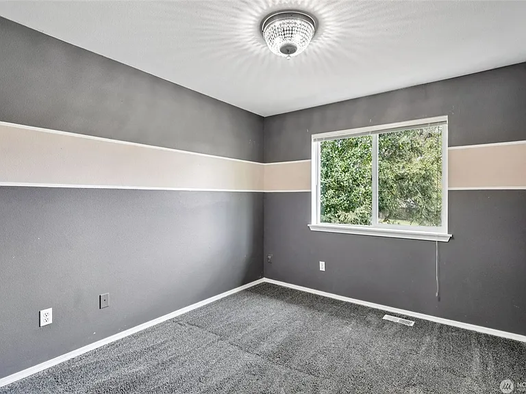 18870 108th Ln SE — Photo 12