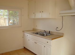 2085 Olive Ave APT 2, Long Beach, CA 90806