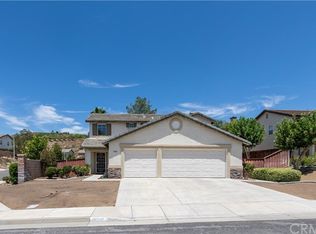 31700 Ridgeview Dr, Lake Elsinore, CA 92532