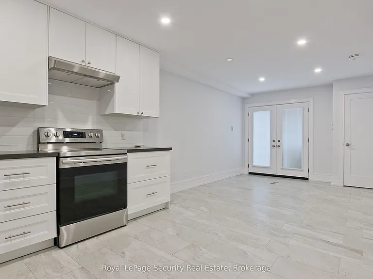318 Boon Ave — Photo 6
