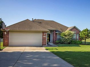 1810 NE 10th St, Blanchard, OK 73010