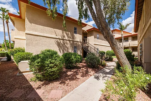 10410 N Cave Creek Rd Photo 1