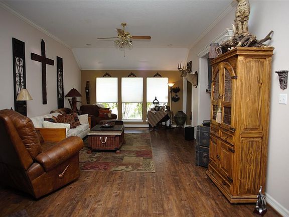 4th image of 57 Chinquapin Ct