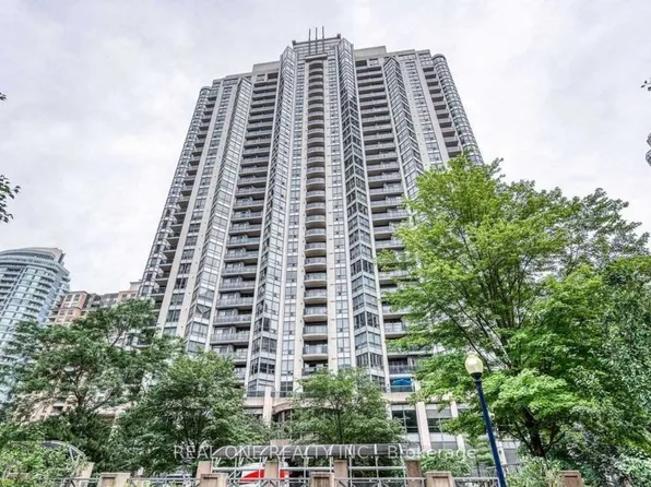 10 Northtown Way, Toronto, ON