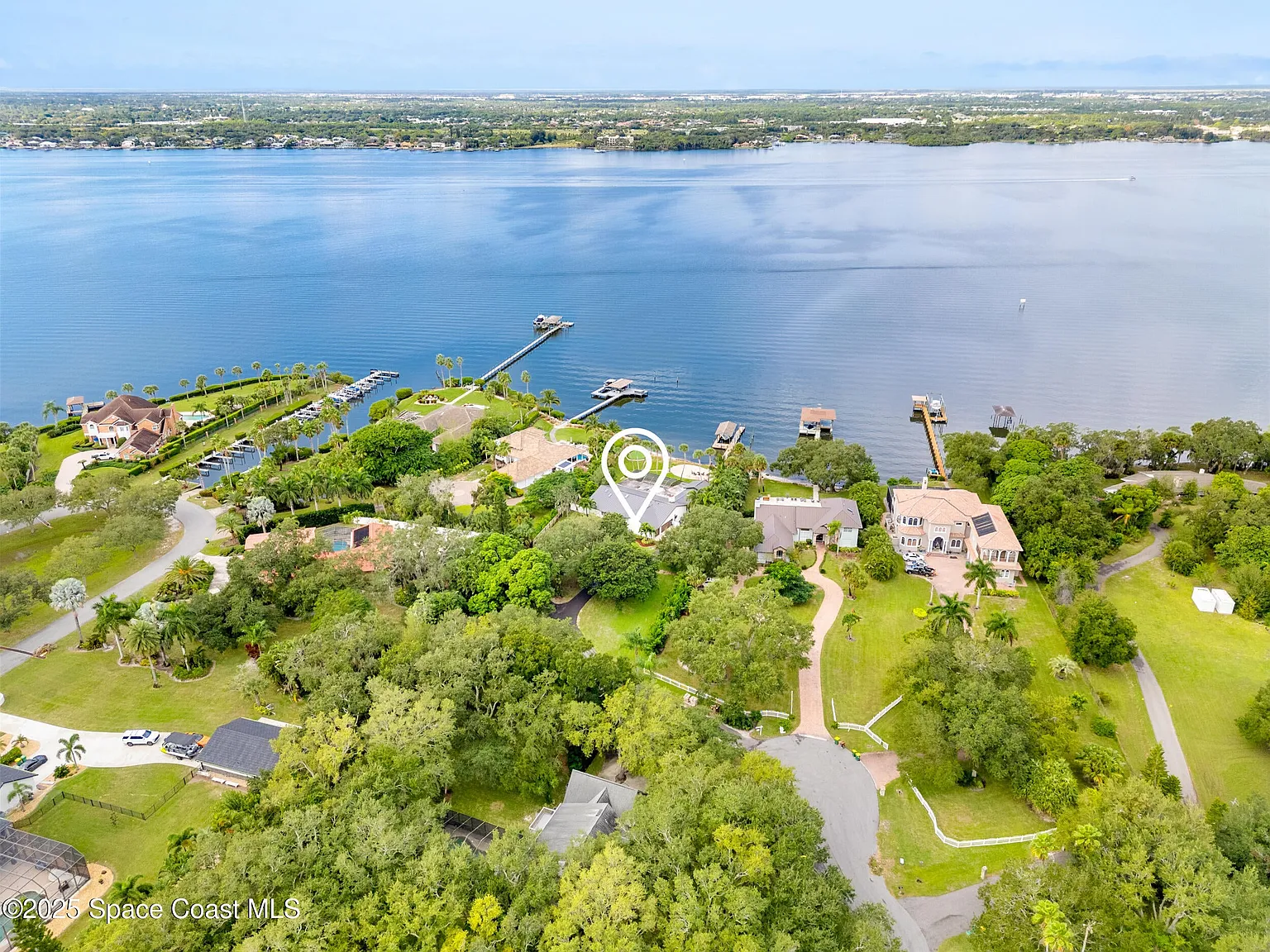 5 bed, 4000 sqft, $10,000 — Photo 3