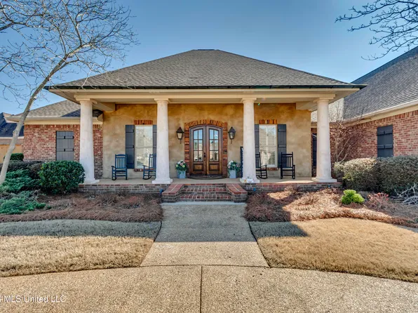 109 W Legacy Dr, Brandon, MS 39042