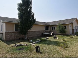 5520 E Skyline Dr, Laramie, WY 82070