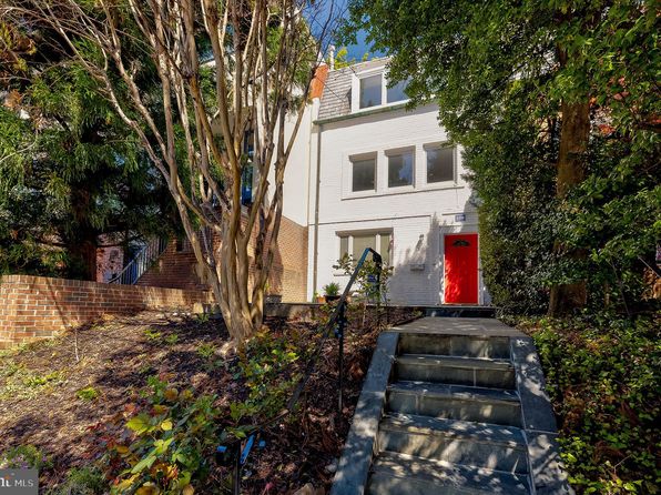 2135 Tunlaw Rd NW, Washington, DC 20007
