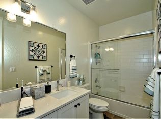 2524 E Kynzlee Ave, Fresno, CA 93730