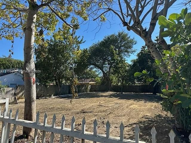 2nd image of 1738 NW 31st St
