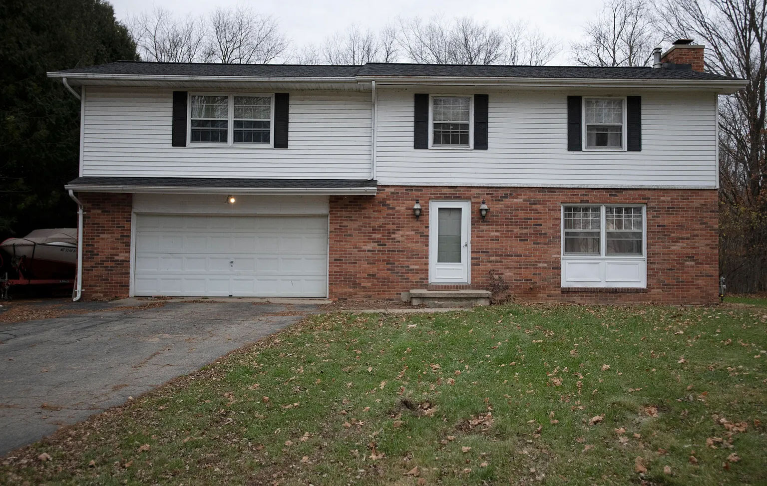4172 Brown Rd photo 1