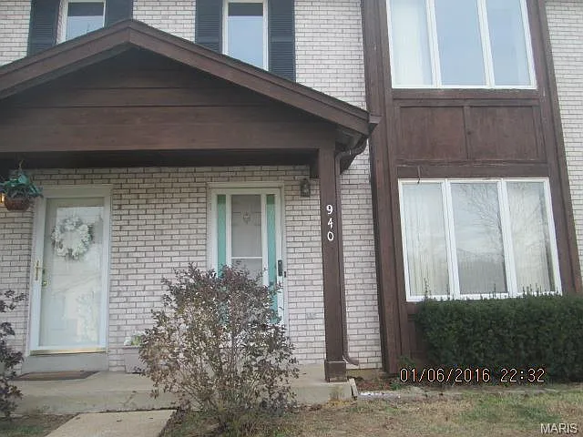 940 Amaral Cir photo 1