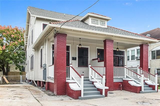 1st image of 4306 S Derbigny St
