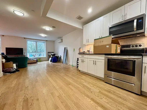 802 Lafayette Avenue image 1 of 21