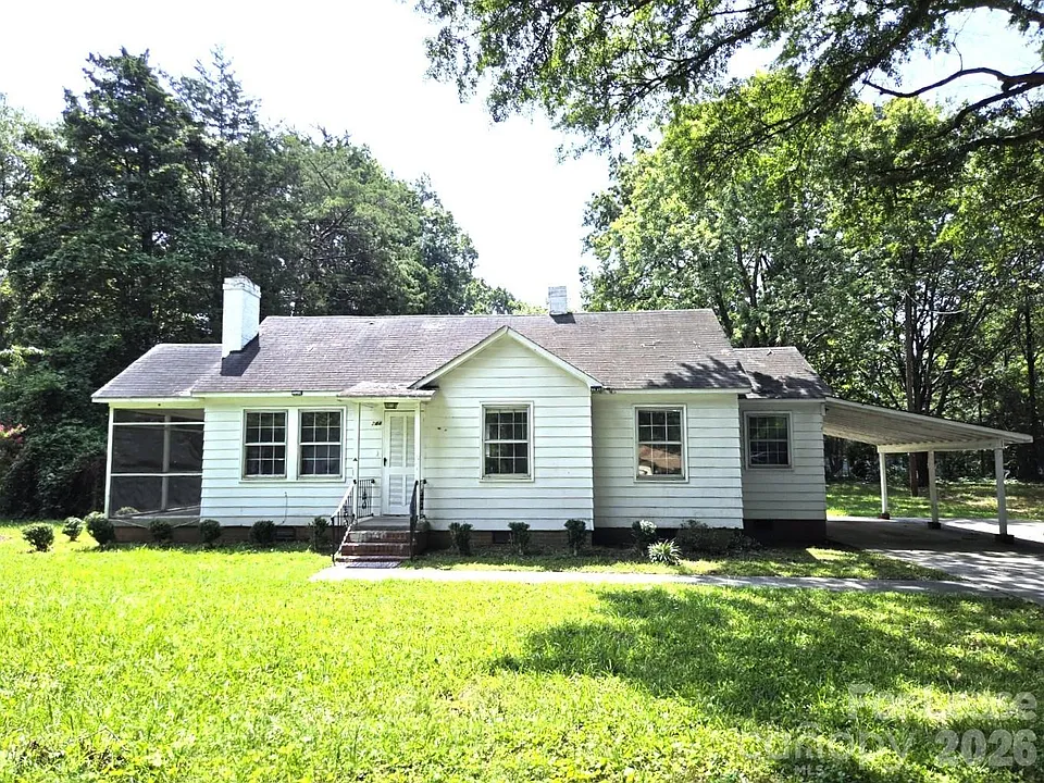 244 Dakota St