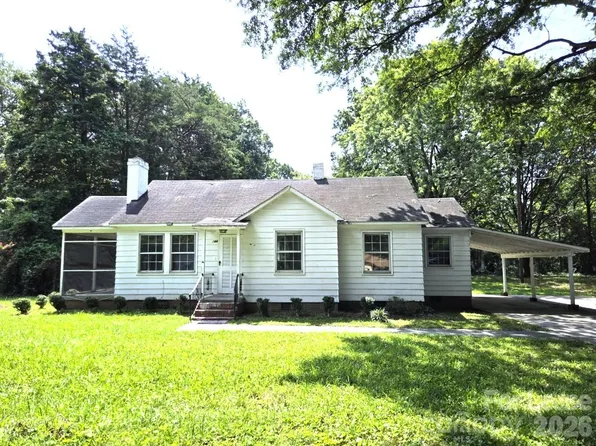 244 Dakota St, Charlotte, NC 28216