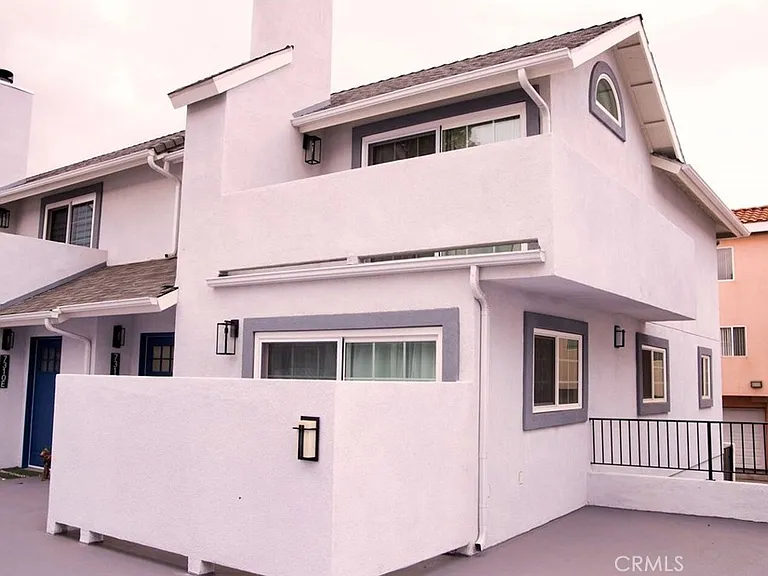 7310 Balboa Blvd #F — Photo 59