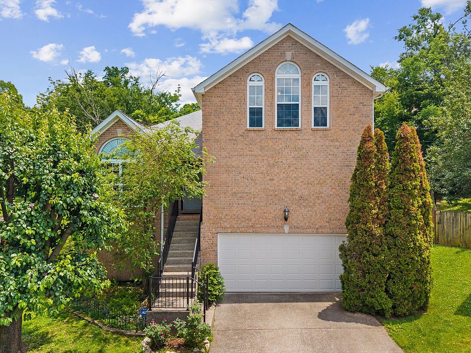 1st image of 2300 Broadview Dr