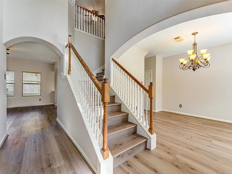 1223 Oak Canyon Ln — Photo 5