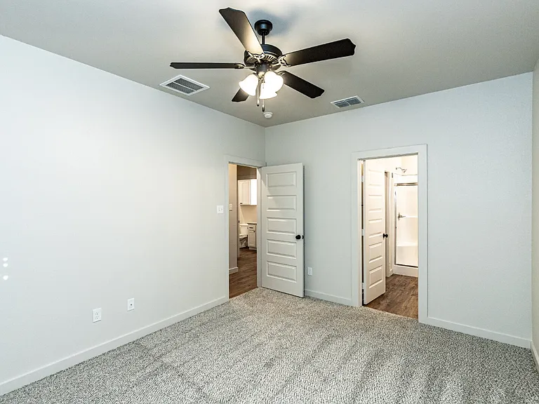 1008 N 7th St — Photo 34