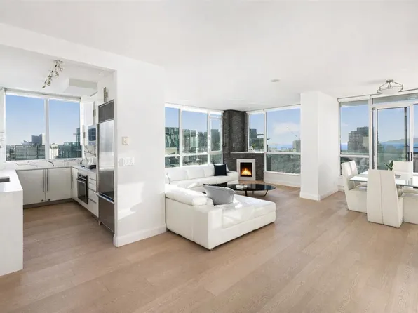 1328 W Pender St #3501, Vancouver, BC V6E 4S9