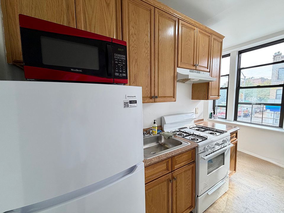 1st image of 7502 3rd Ave Floor 2