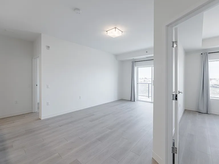 15 Refinery Way — Photo 79