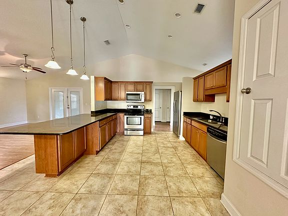 4th image of 123 Trailwood Ln
