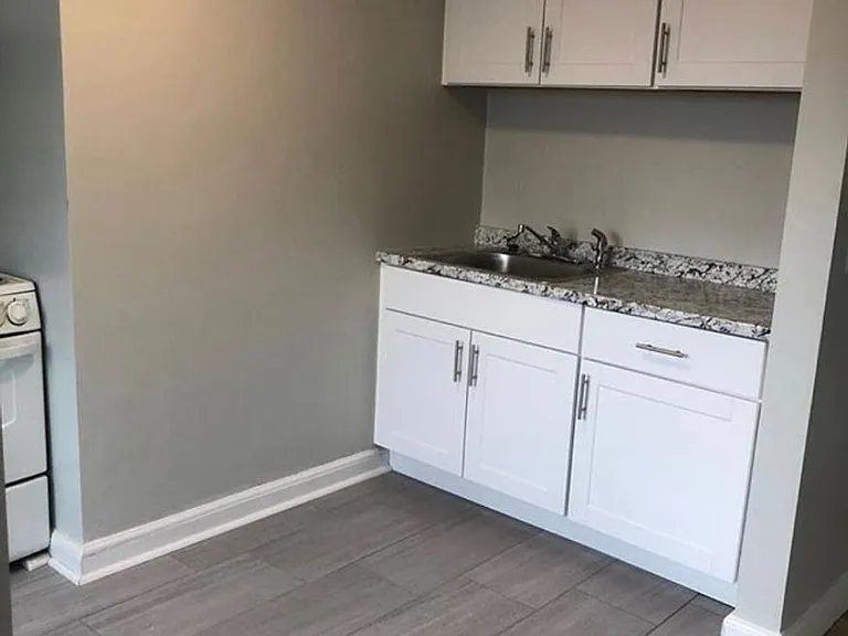 346 Union St — Photo 3