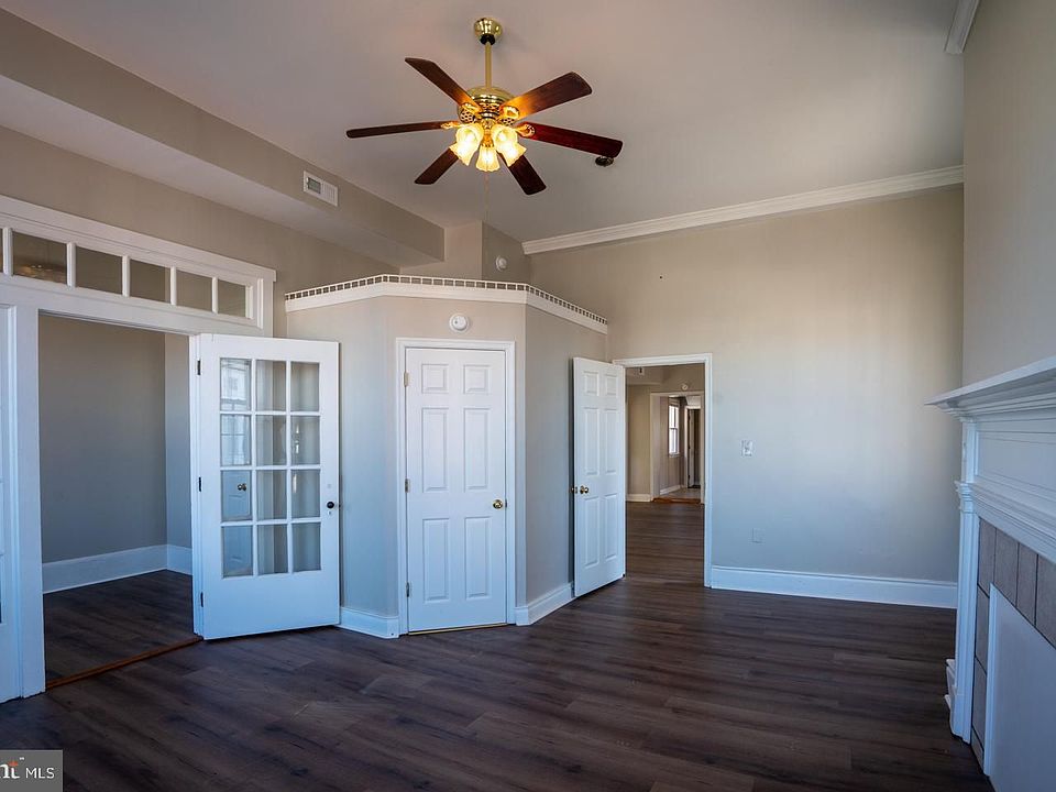 1st image of 104 S Loudoun St APT 2