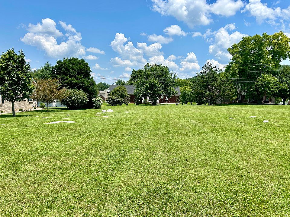 1st image of 30 Palm Lot Cir