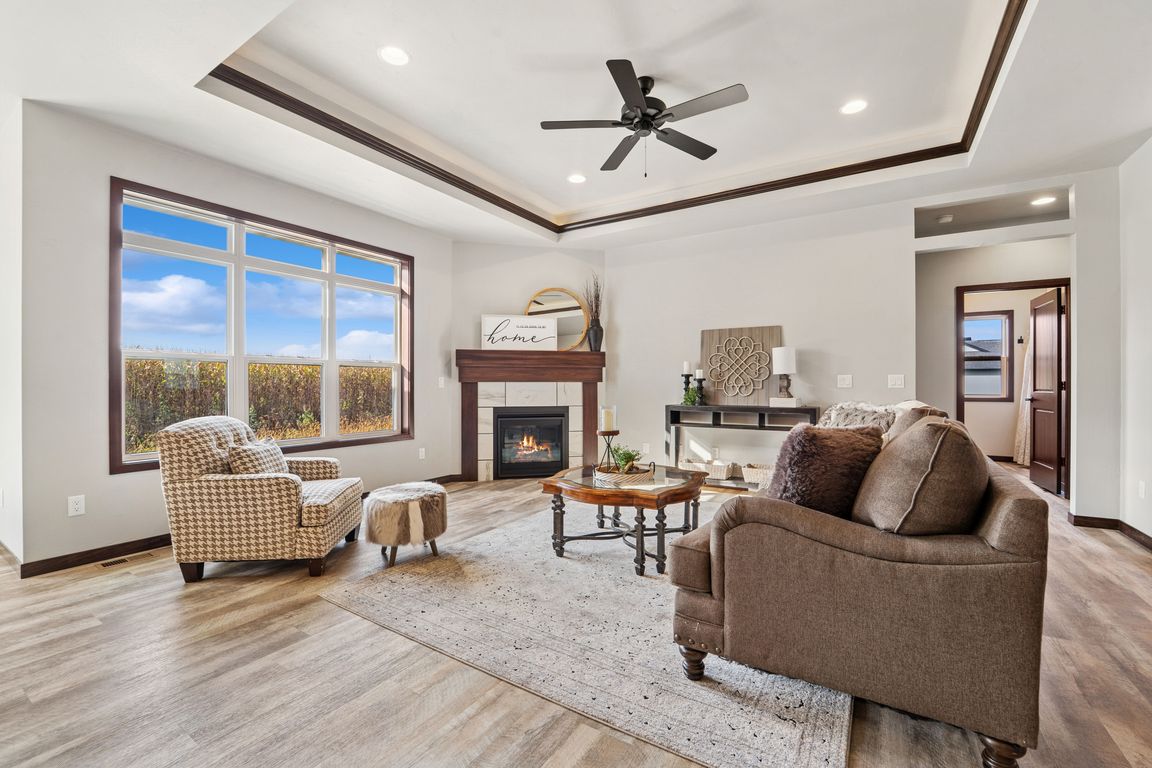 next background image