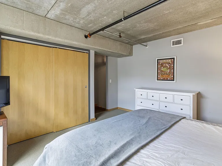 710 N 4th St #W114 — Photo 21
