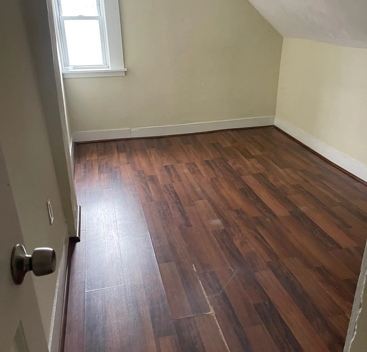 3 bed, $2,000 — Photo 4