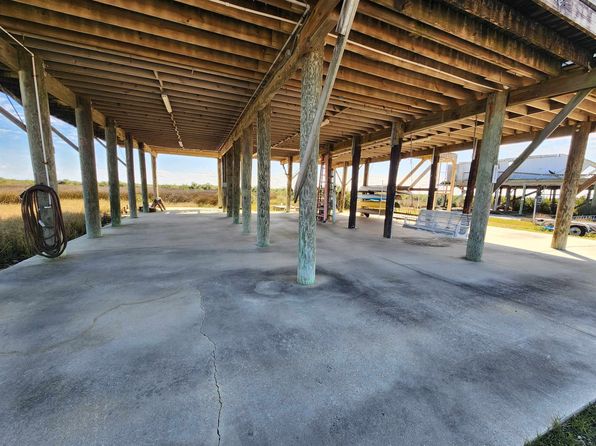 626 Highway 1, Grand Isle, LA 70358