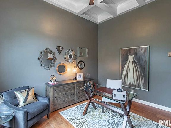 4th image of 2209 W Chatsford Ct