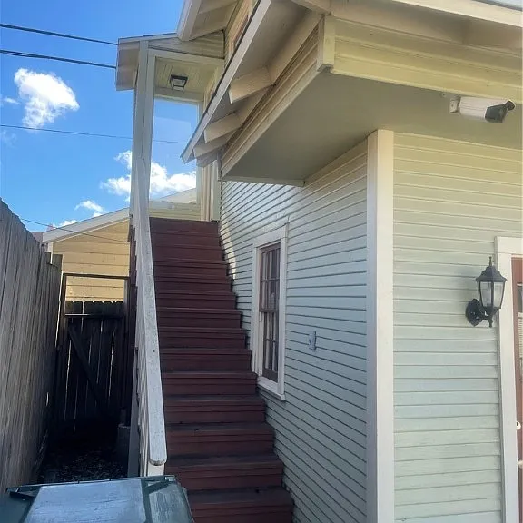 305 Atlantic St #B — Photo 2