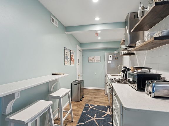 4th image of 4600 Landis Ave #3A