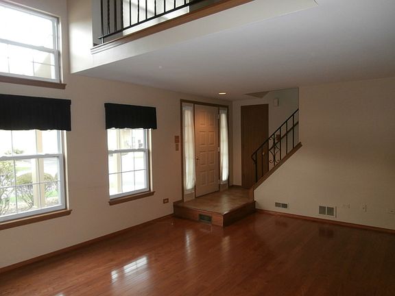 4th image of 16161 Creekmont Ct