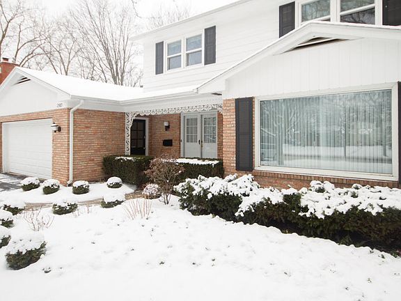 2nd image of 2983 Lake Dr SE