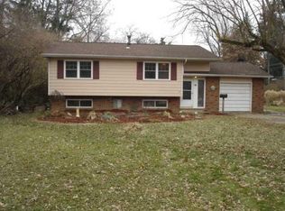 94 Flint Ridge Dr, Columbus, OH 43230