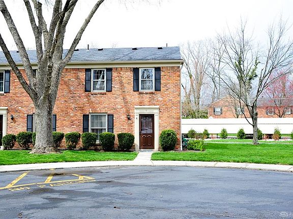 3rd image of 71 Cranston Ct