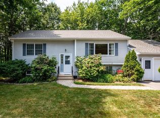 11 Long Leaf Ln, Somersworth, NH 03878