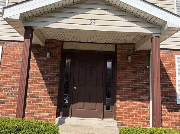 1853 High Sun Dr Building 29, Florissant, MO 63031