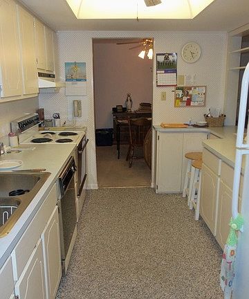 3rd image of 3001 Heritage Dr APT 206