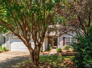 1051 Valley Forge Dr, Clover, SC 29710