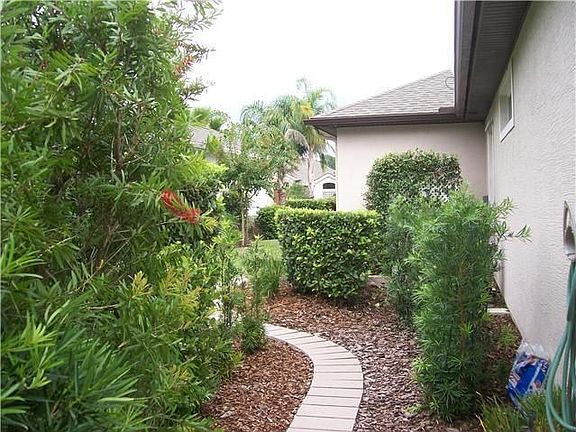 2nd image of 995 Stone Lake Dr