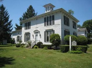 1N326 Lafox Rd, Lafox, IL 60147