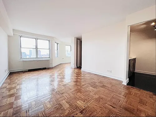 888 8th Ave #20K Photo 1