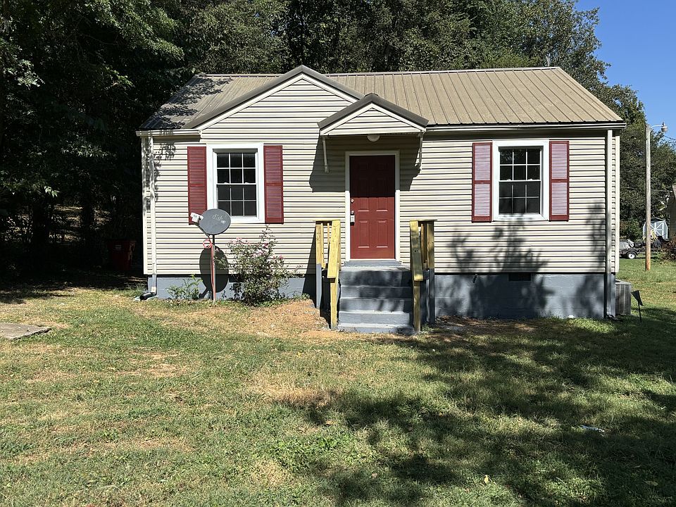 1st image of 29 Chestnut Dr